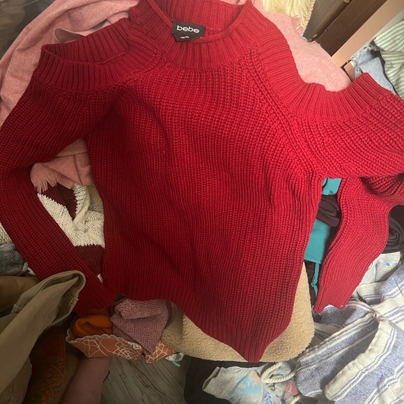 Bebe Cold-Shoulder Ribbed Mock Neck Sweater - Red Size small - Picture 3 of 3